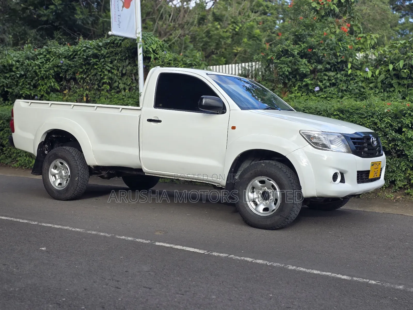 Toyota Hilux 2015 White