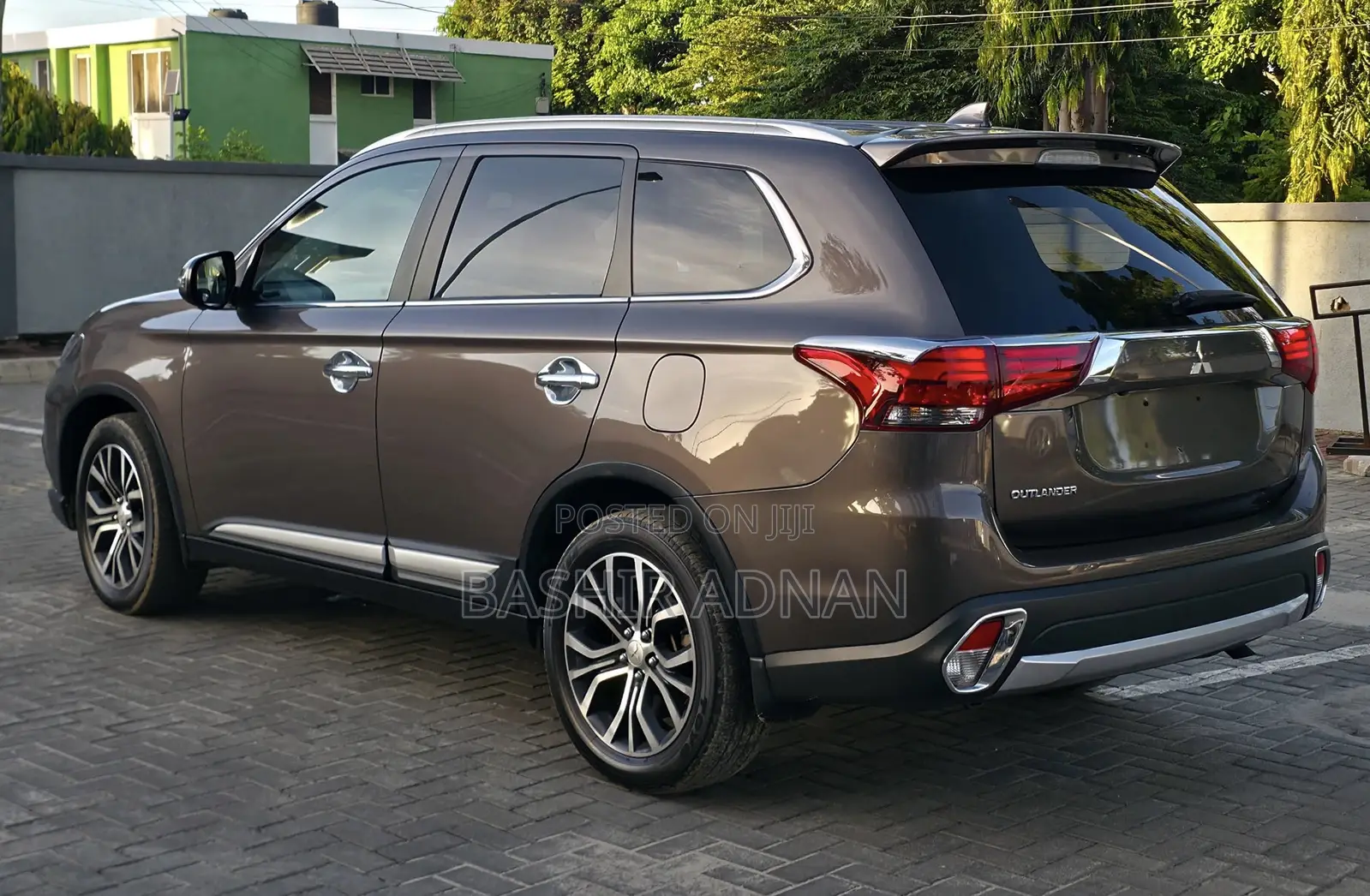 Mitsubishi Outlander 2016 Brown
