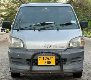 Toyota Townace 2004 Silver