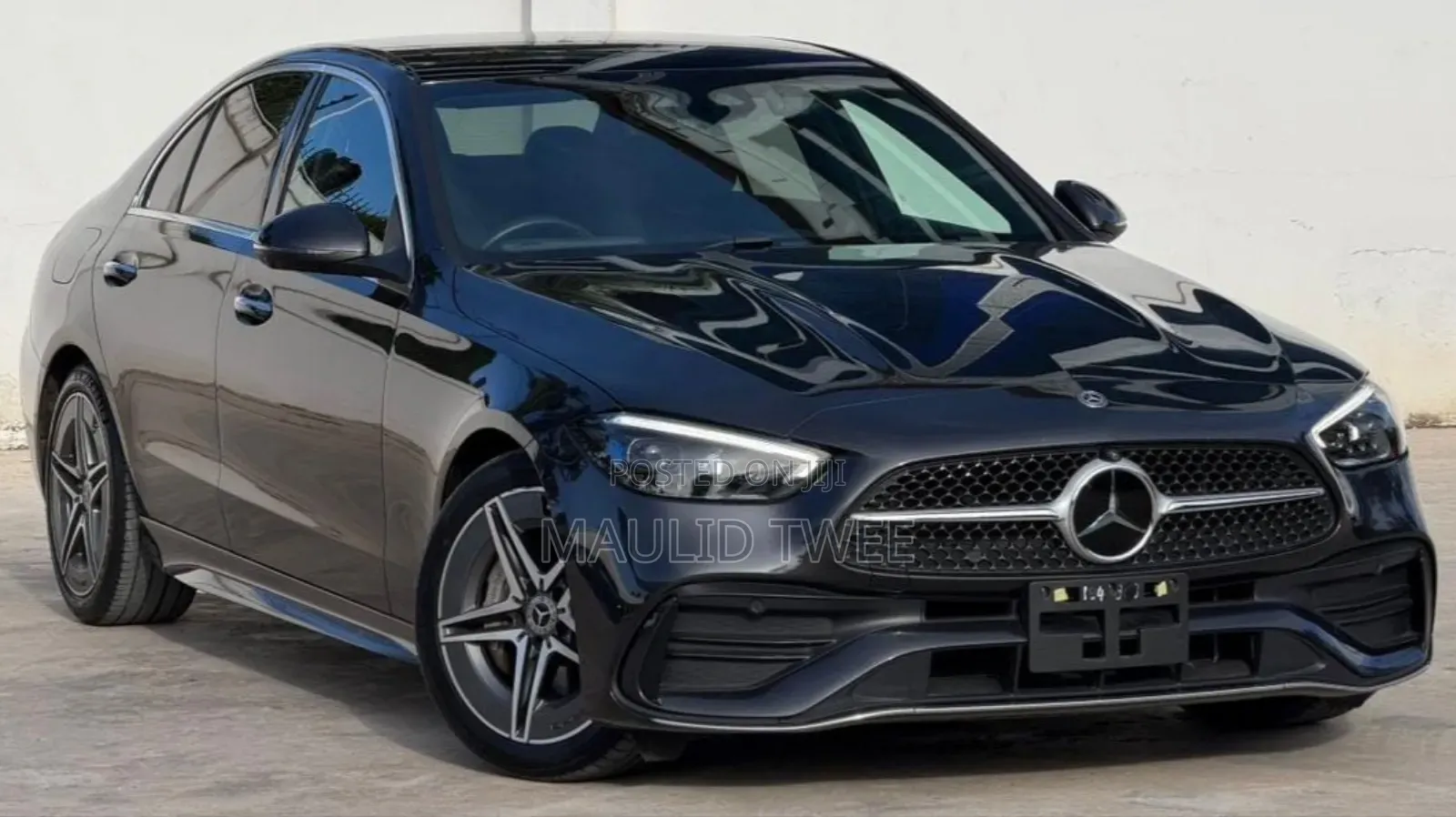 Mercedes-Benz C200 2023 Black