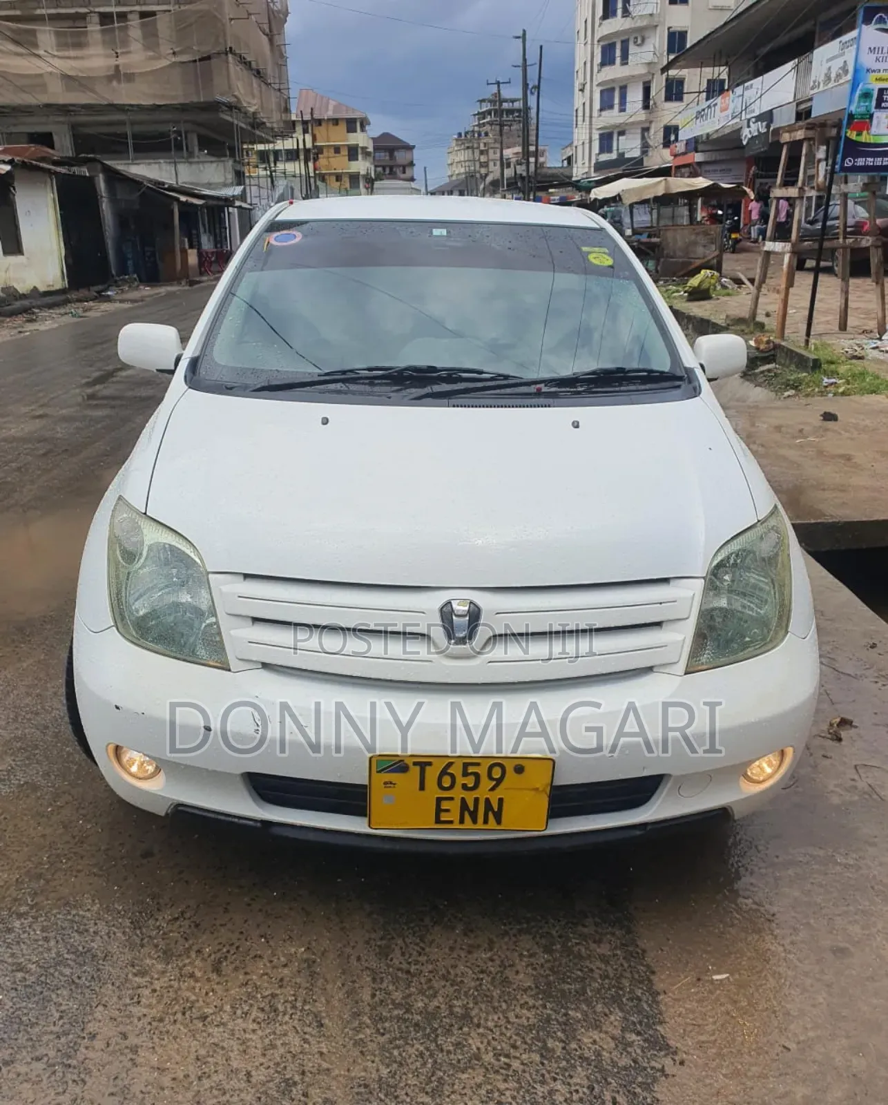 Toyota IST 2004 White