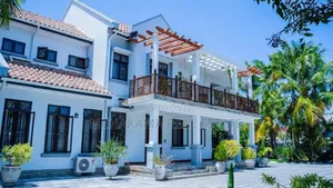 5bdrm Block of Flats in Mchakama Real Estate, Mbweni for sale