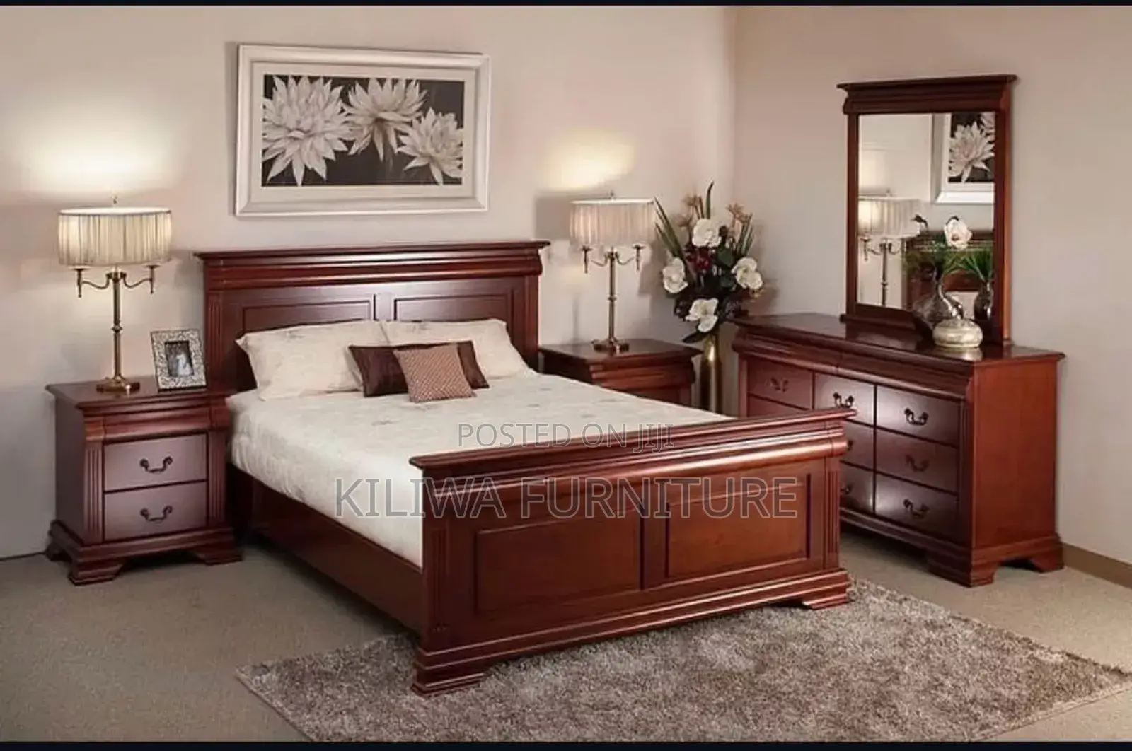 Kitanda 5 6 Na Dressing Table Nzuri