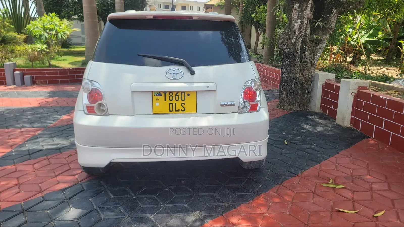 Toyota IST 2005 White