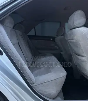 Toyota Mark II 2004 Silver