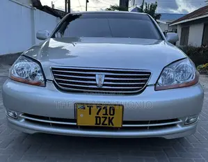 Toyota Mark II 2004 Silver