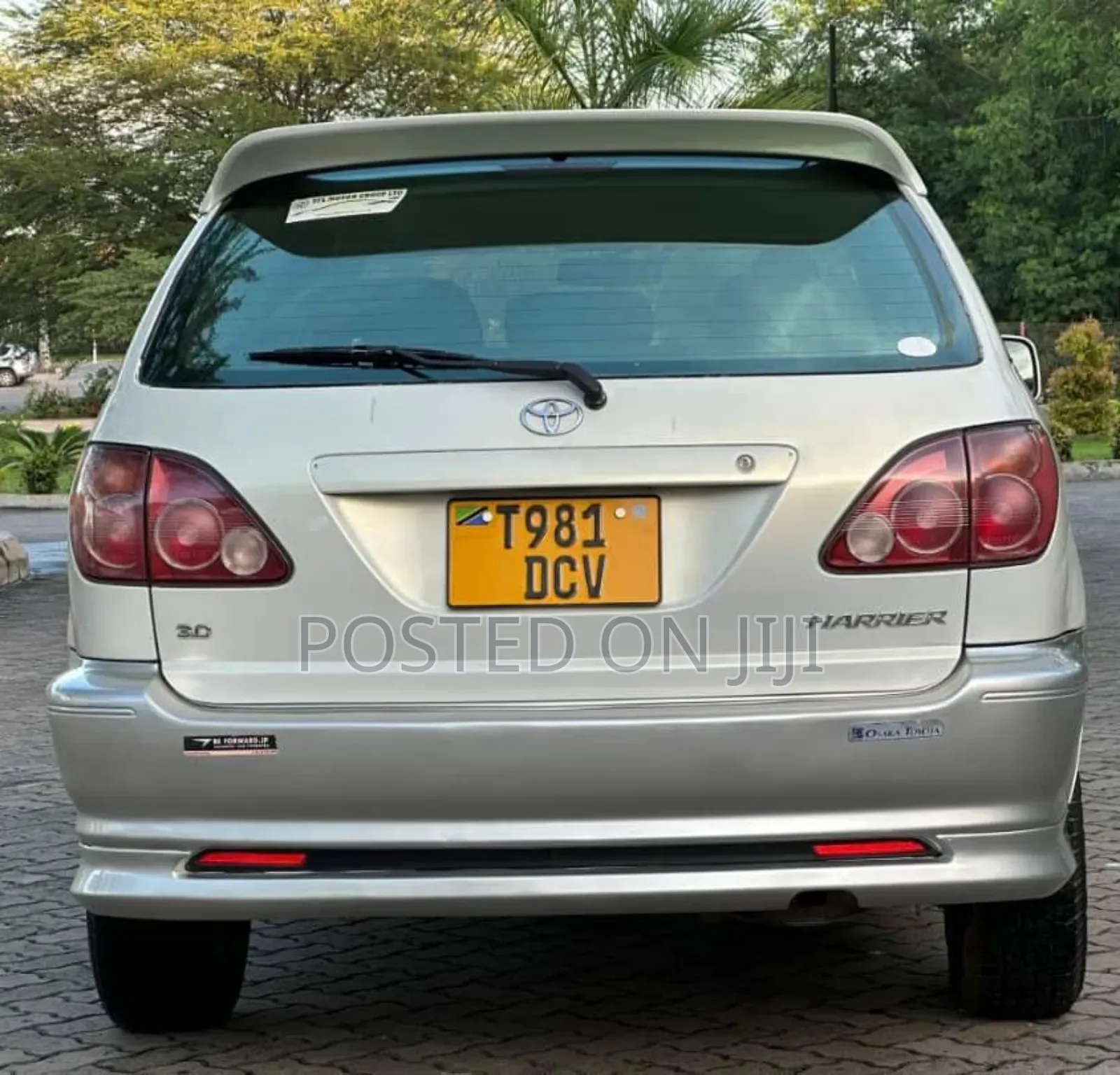 Toyota Harrier 2002 Silver