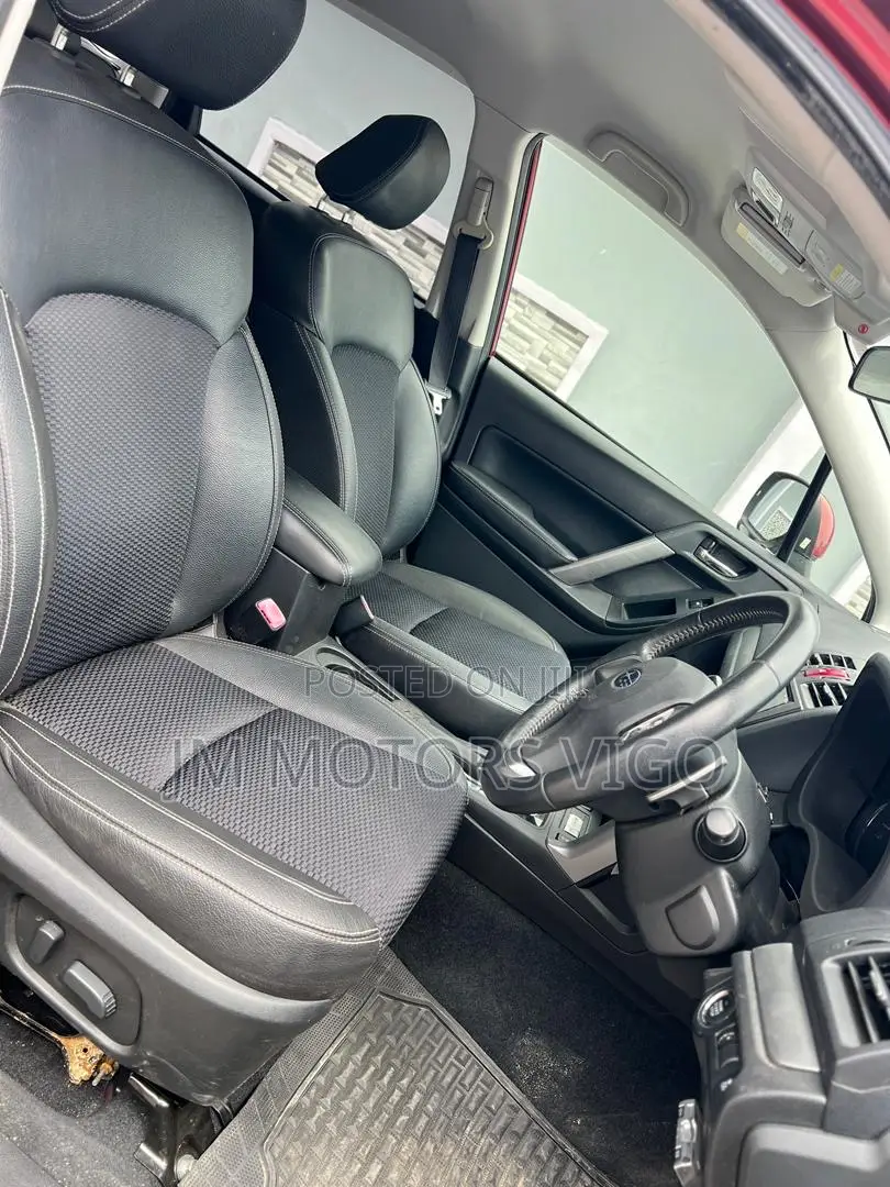 Subaru Forester 2014 Red