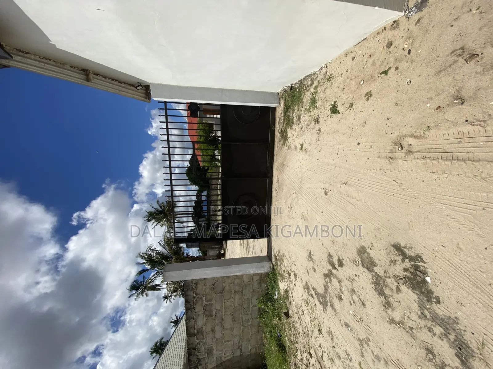 7bdrm House in Kijichi, Kigamboni for sale