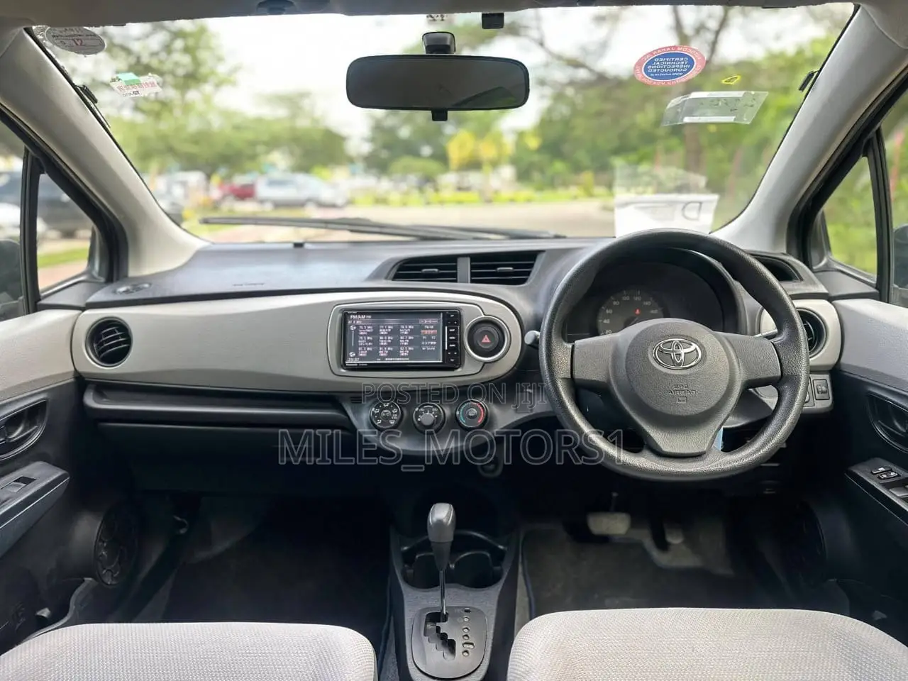 Toyota Vitz 2011 Black