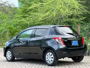 Toyota Vitz 2011 Black