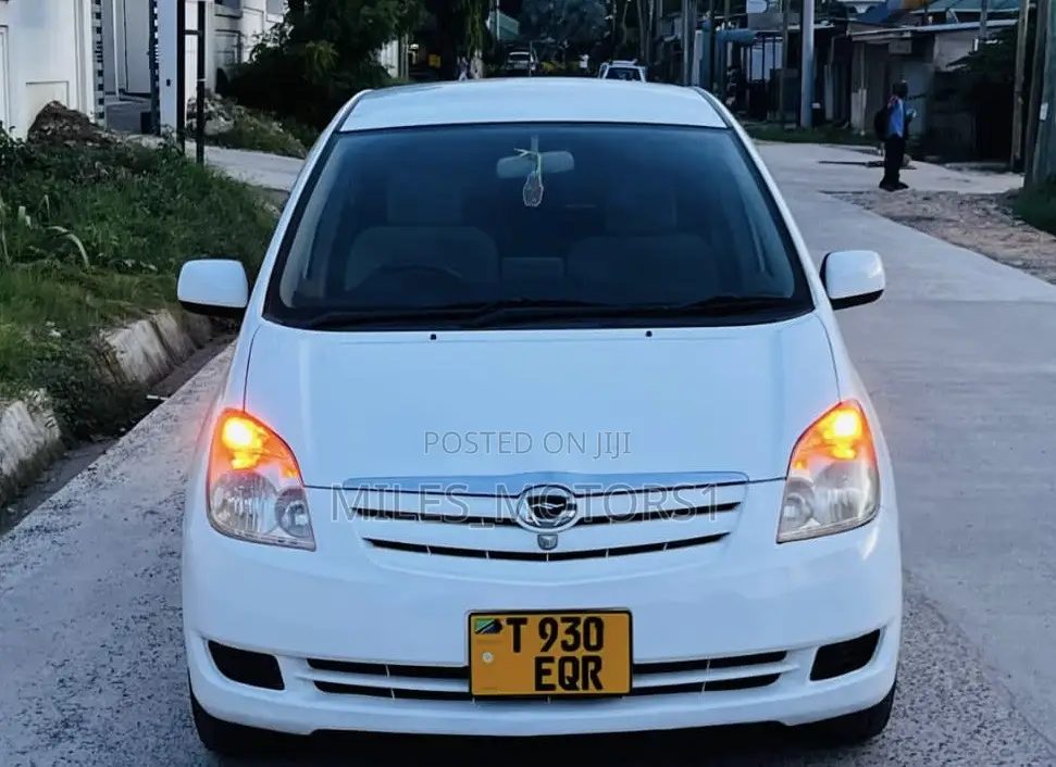 Toyota Corolla Spacio 2006 White