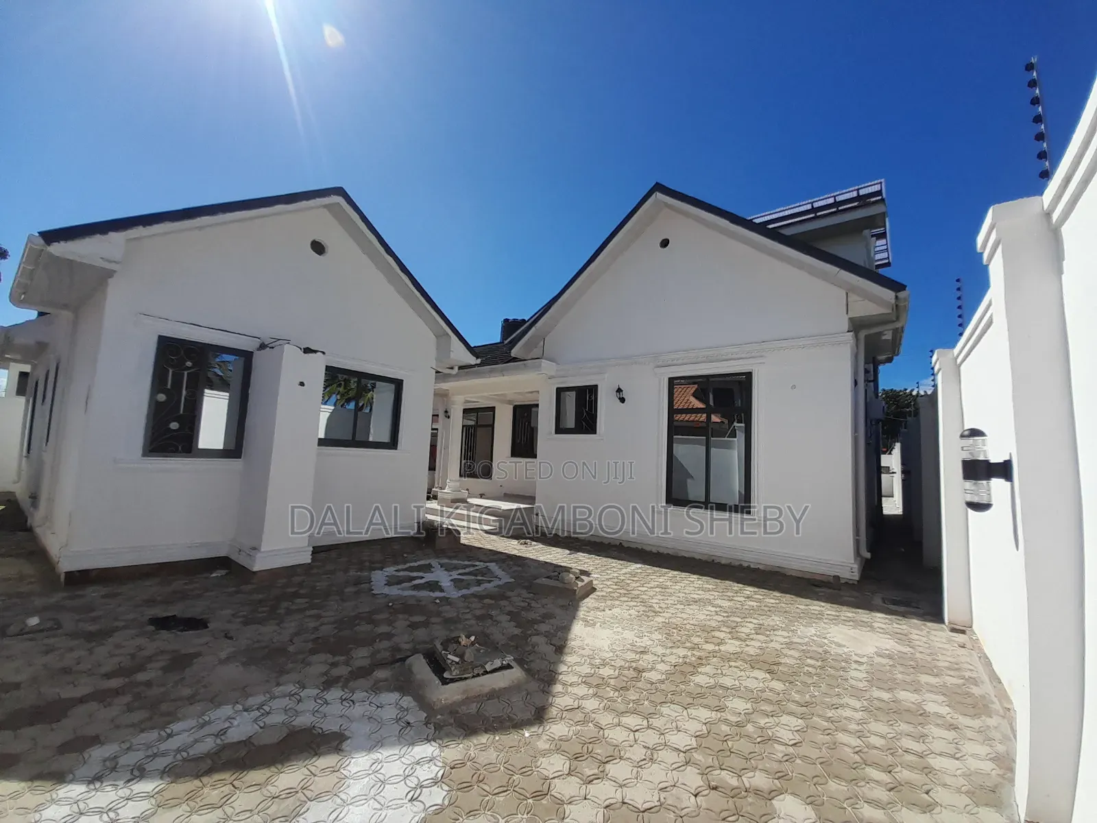 6bdrm House in Kigamboni Geza Ulole for sale