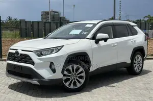Toyota RAV4 2019 White