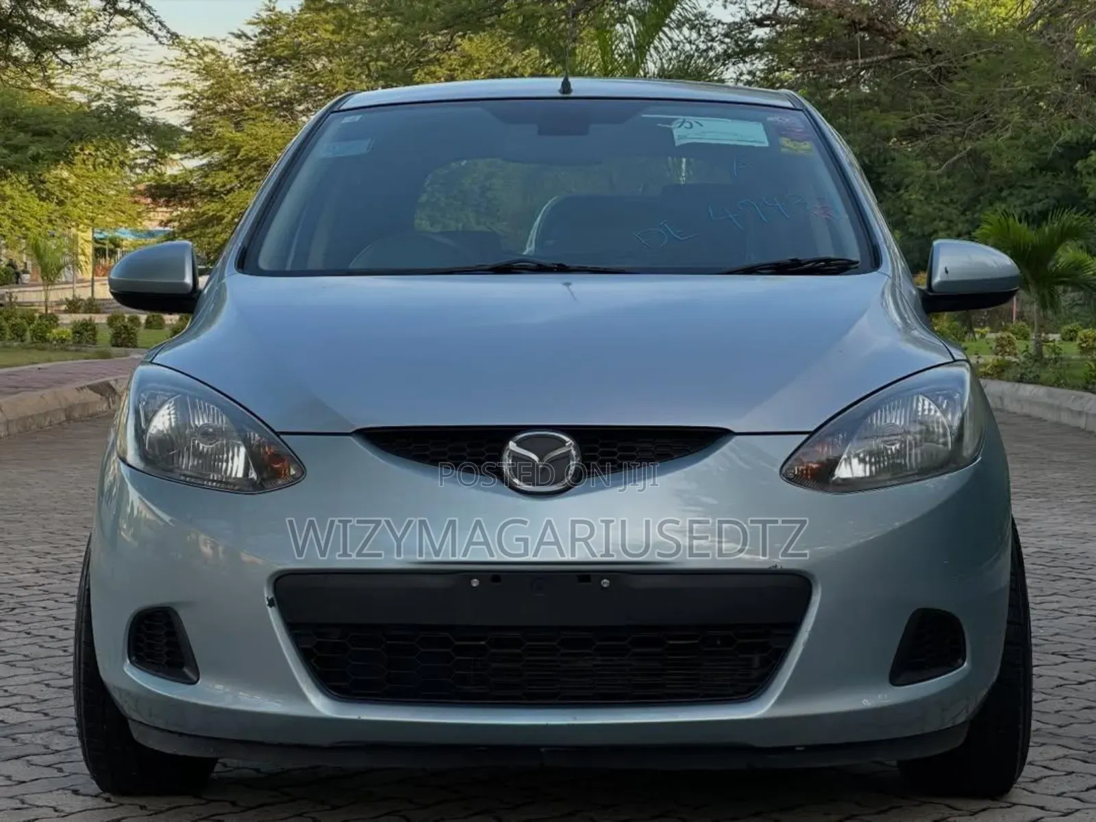 Mazda Demio 2009 Gray