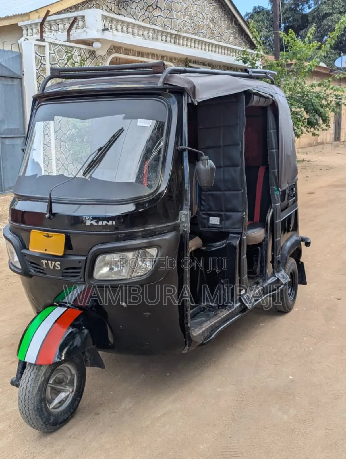 New Bajaj Avenger 200 2025 Black