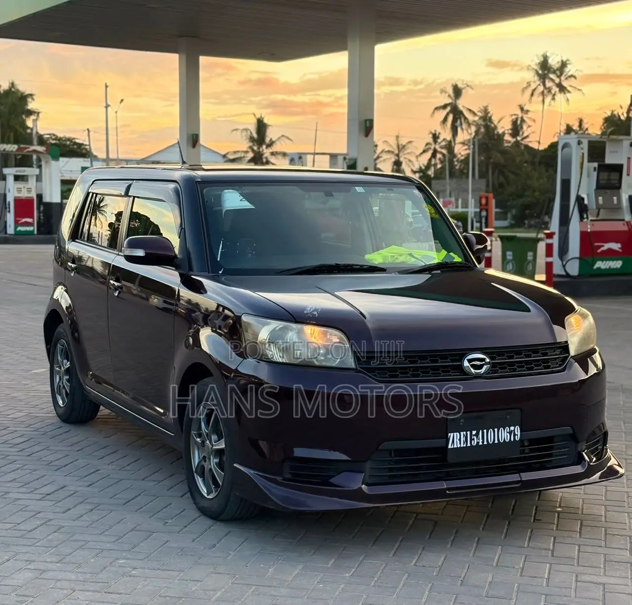 Toyota Corolla Rumion 2011 Burgundy