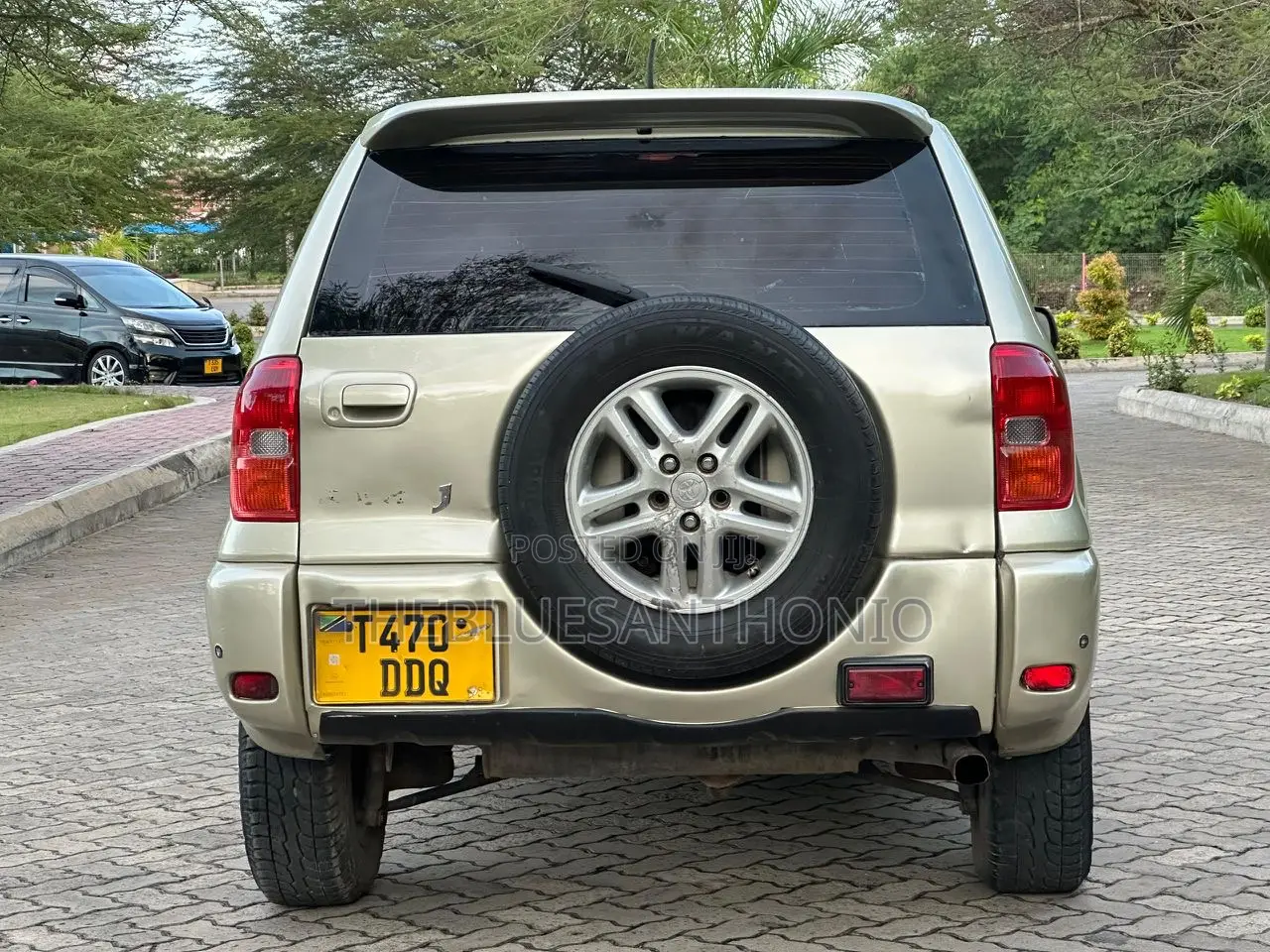 Toyota RAV4 2001 Gold