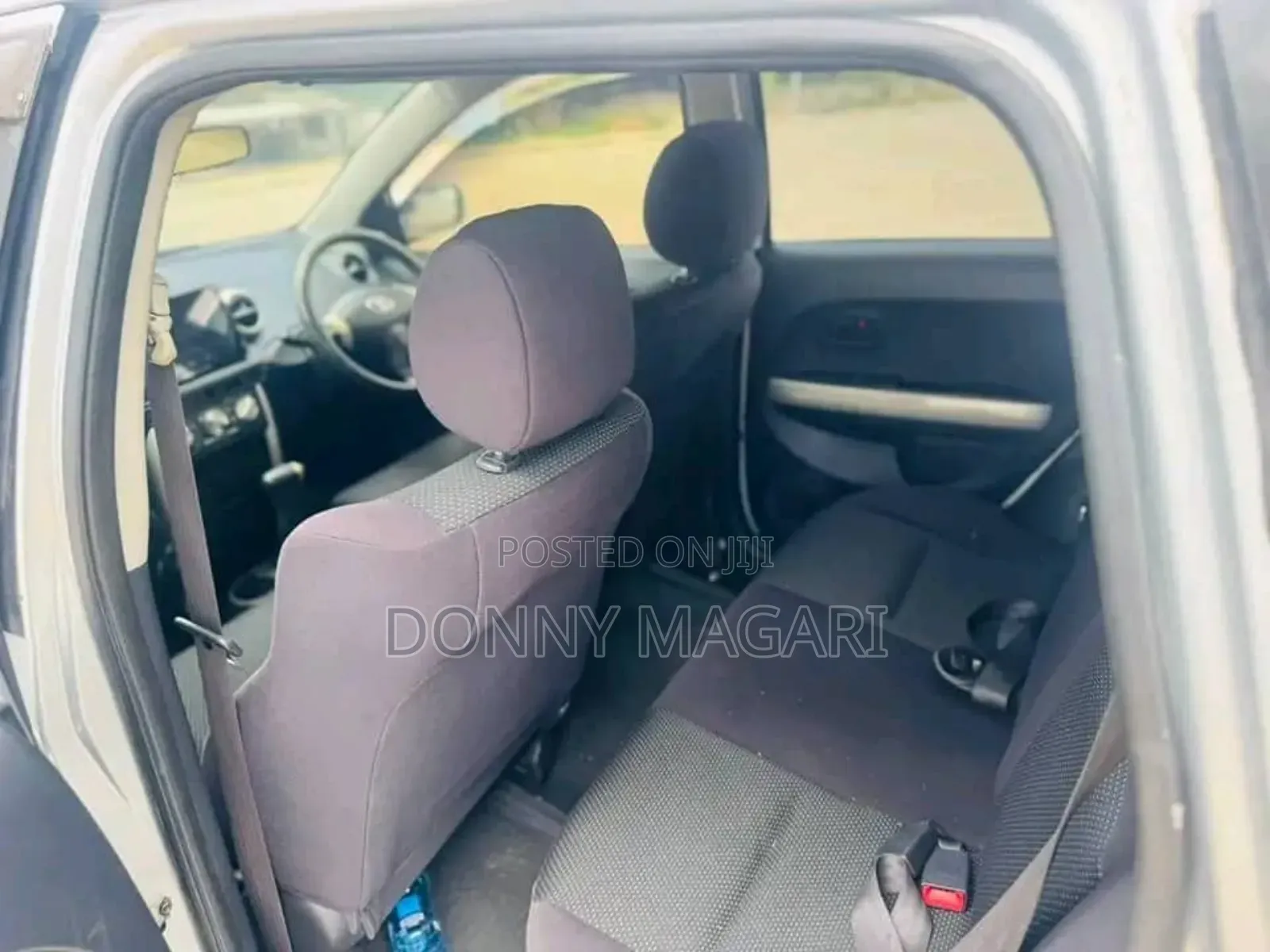 Toyota IST 2005 Silver