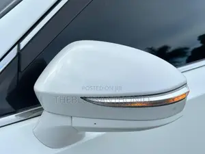 Toyota Crown 2015 White