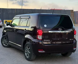 Toyota Corolla Rumion 2010 Brown