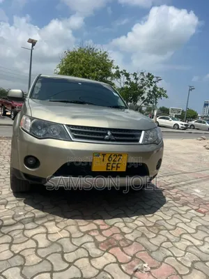 Mitsubishi Outlander 2009 Gold