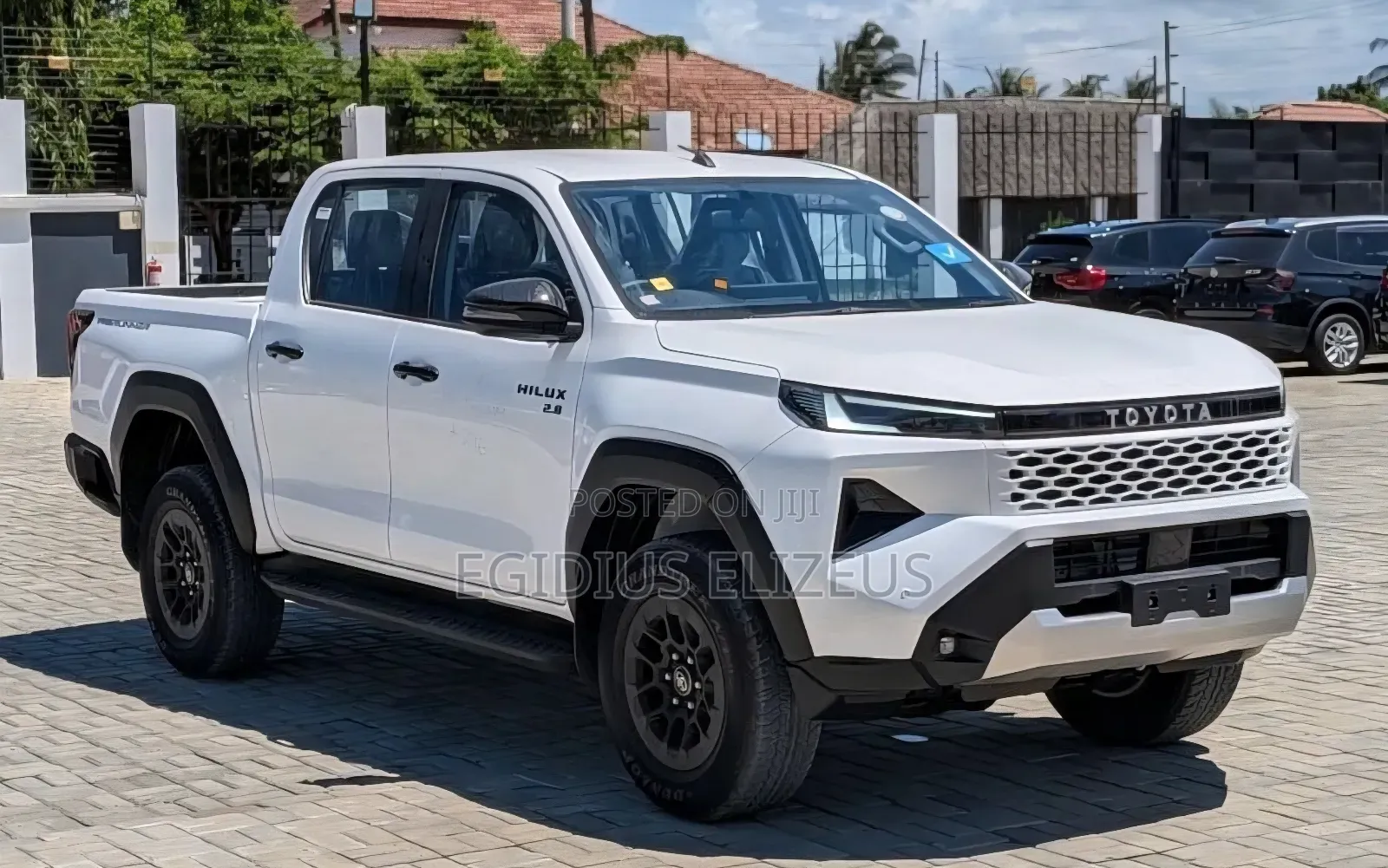 New Toyota Hilux 2025 White