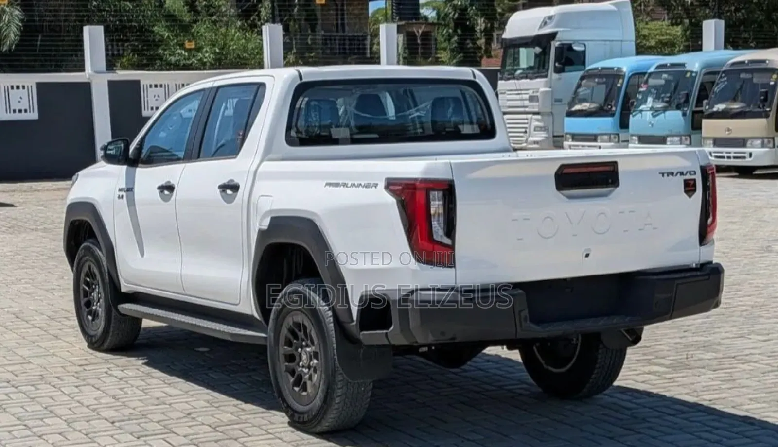 New Toyota Hilux 2025 White