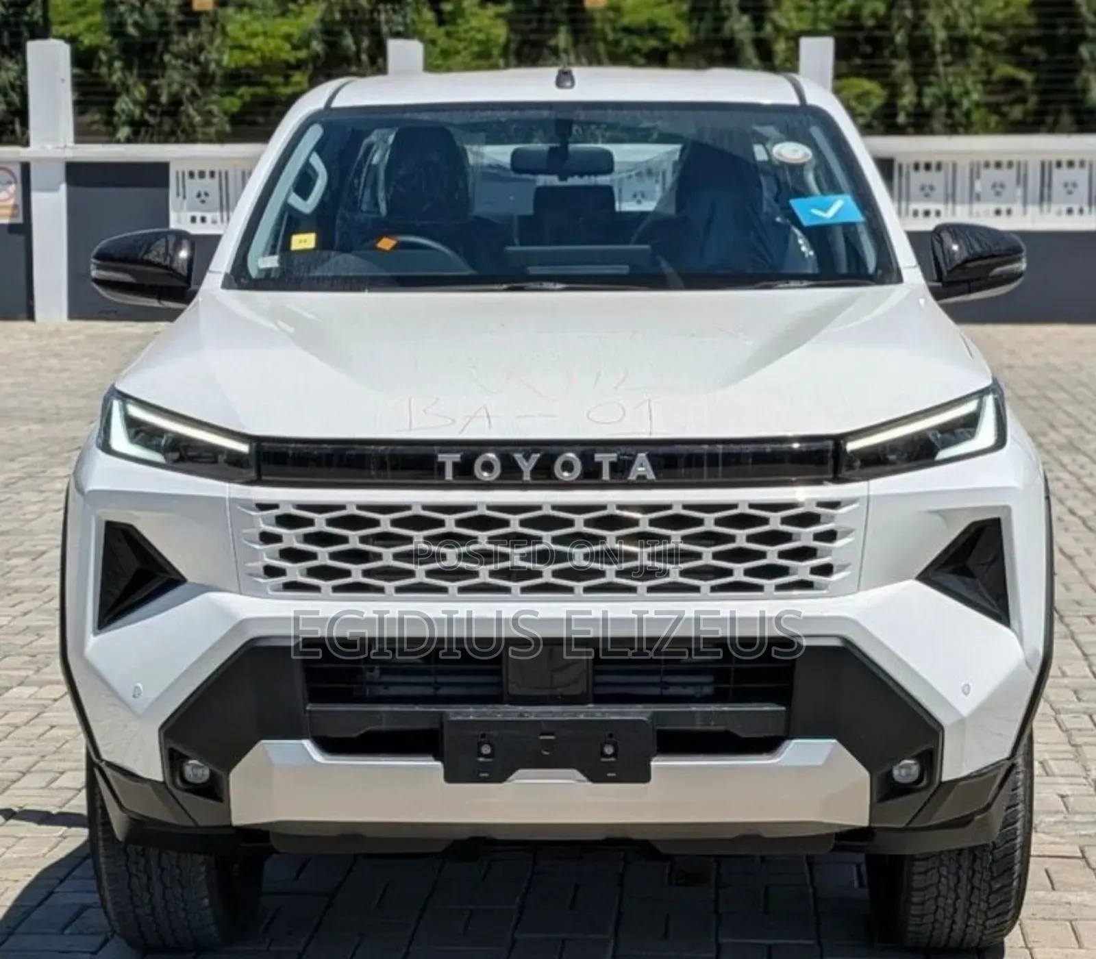 New Toyota Hilux 2025 White
