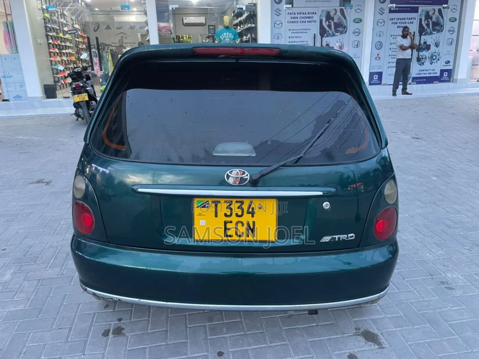 Toyota Starlet 2002 Green