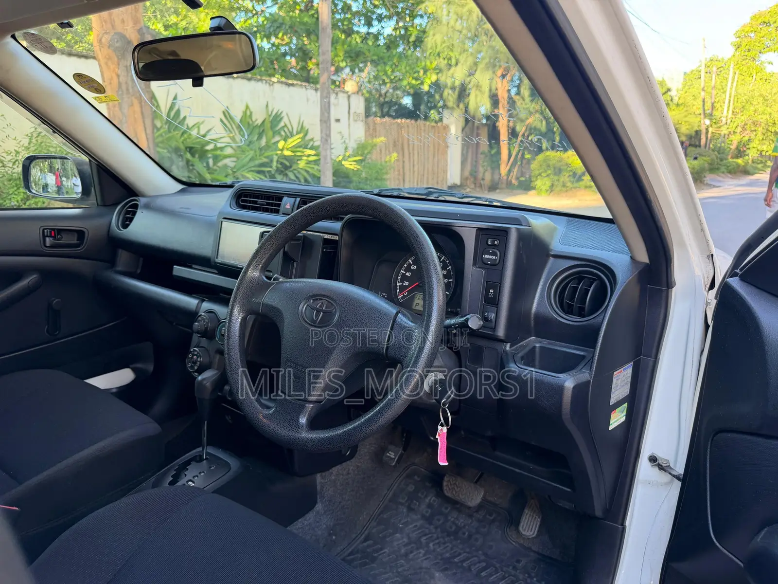 Toyota Probox 2005 White