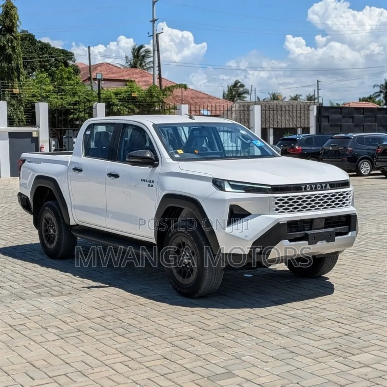 New Toyota Hilux 2025 White