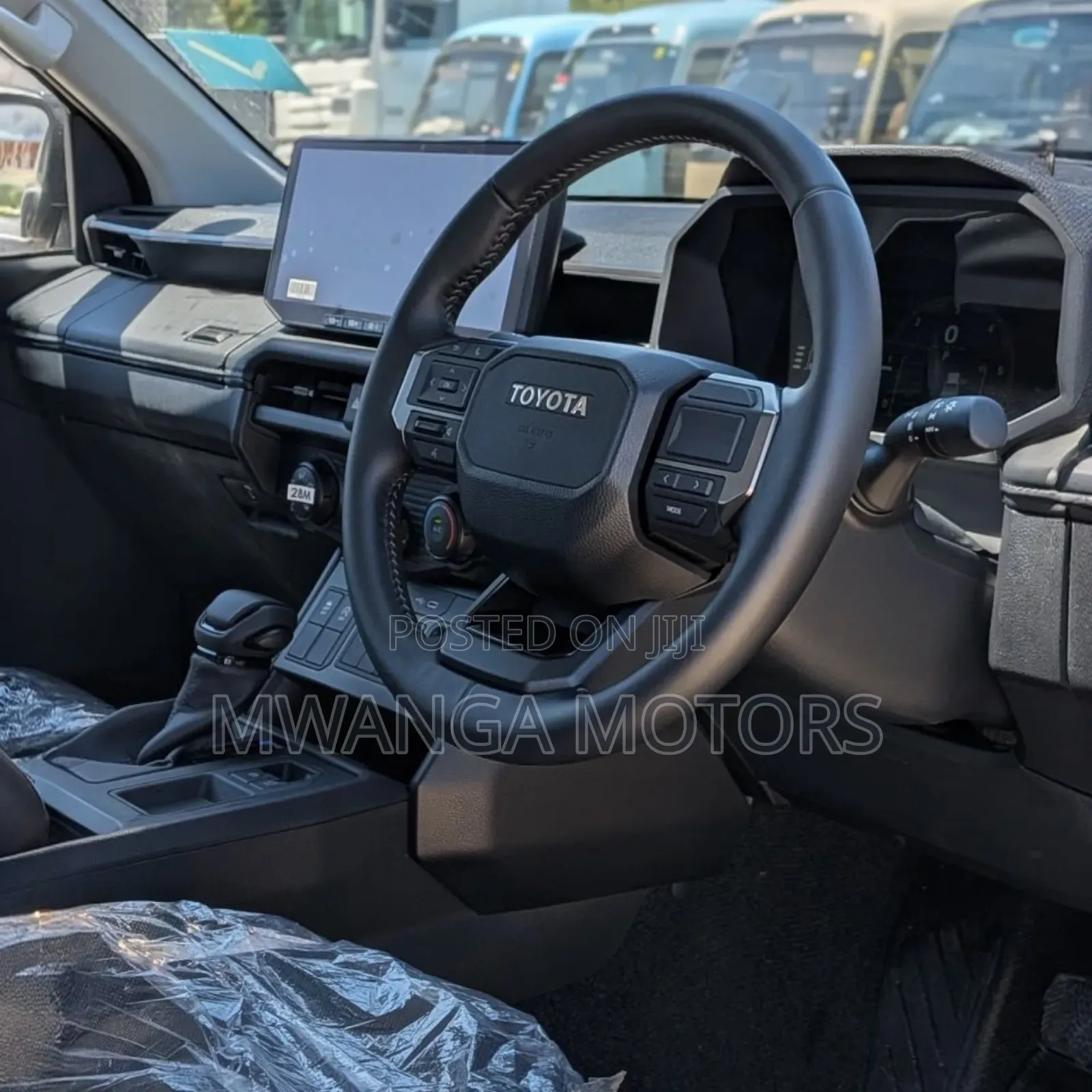 New Toyota Hilux 2025 White