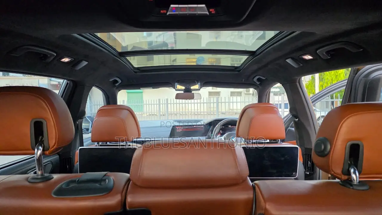 BMW X7 2020 Gold
