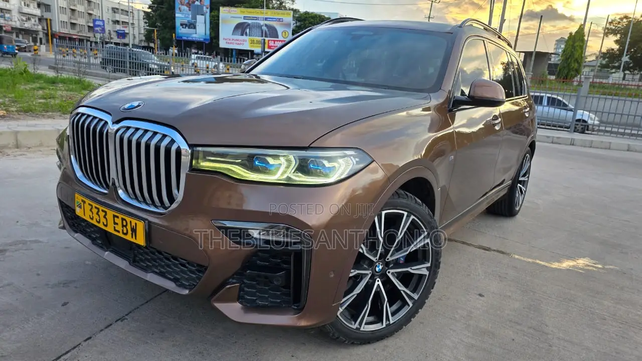 BMW X7 2020 Gold
