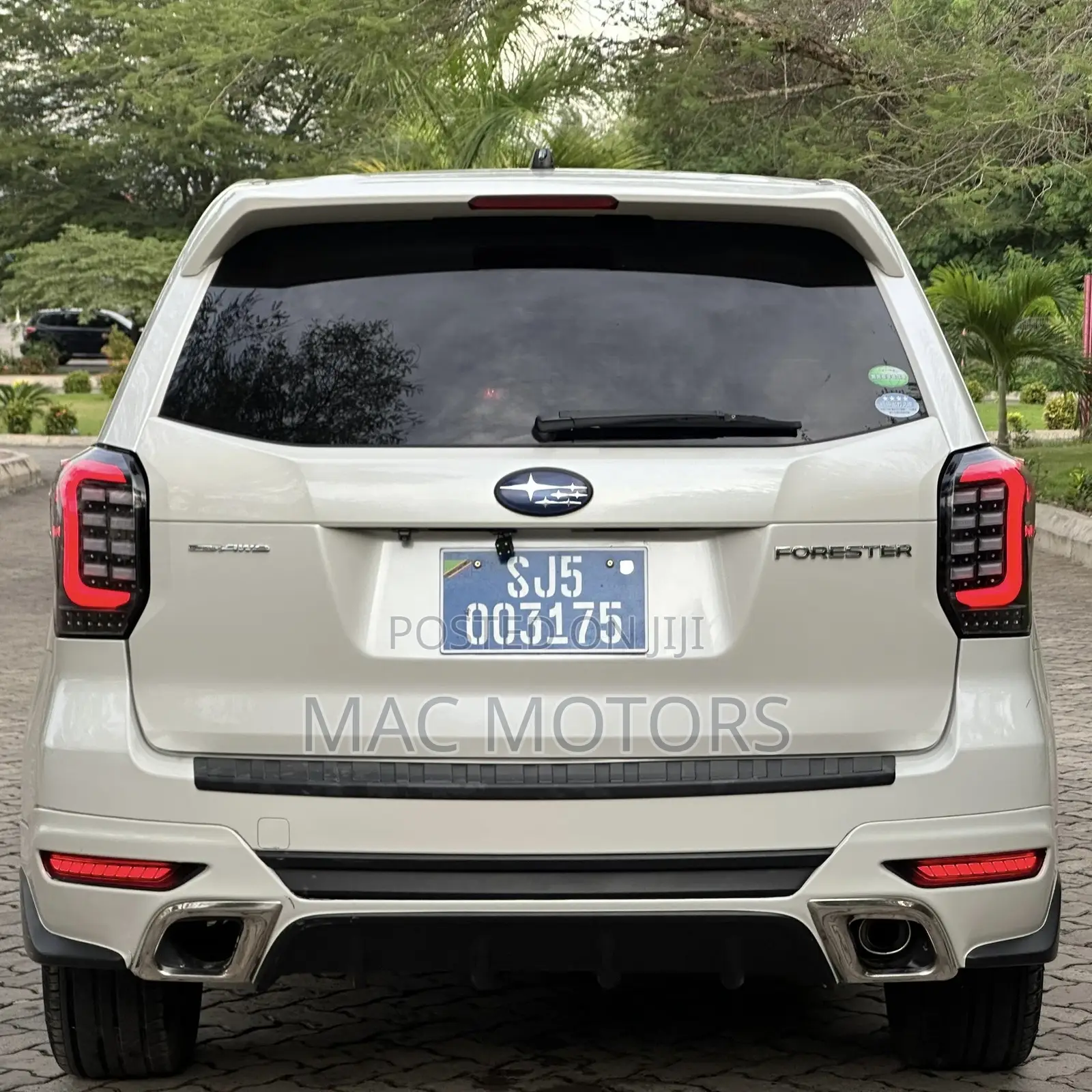 Subaru Forester 2013 White