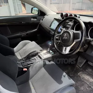 Mitsubishi Lancer Evo 2010 Black