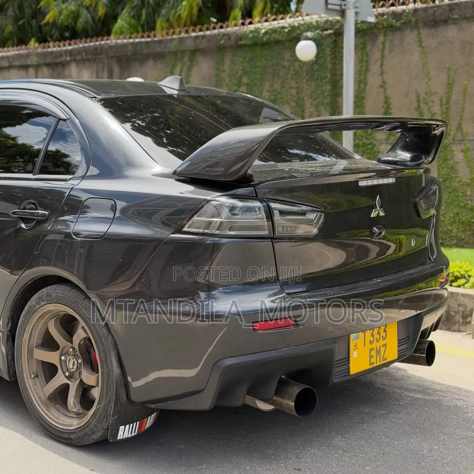 Mitsubishi Lancer Evo 2010 Black