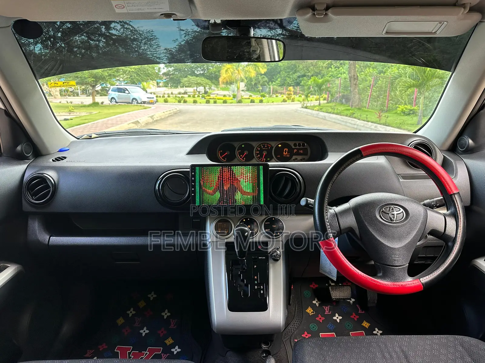 Toyota Corolla Rumion 2009 White