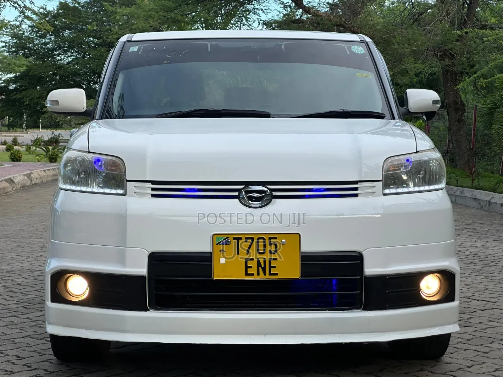 Toyota Corolla Rumion 2009 White