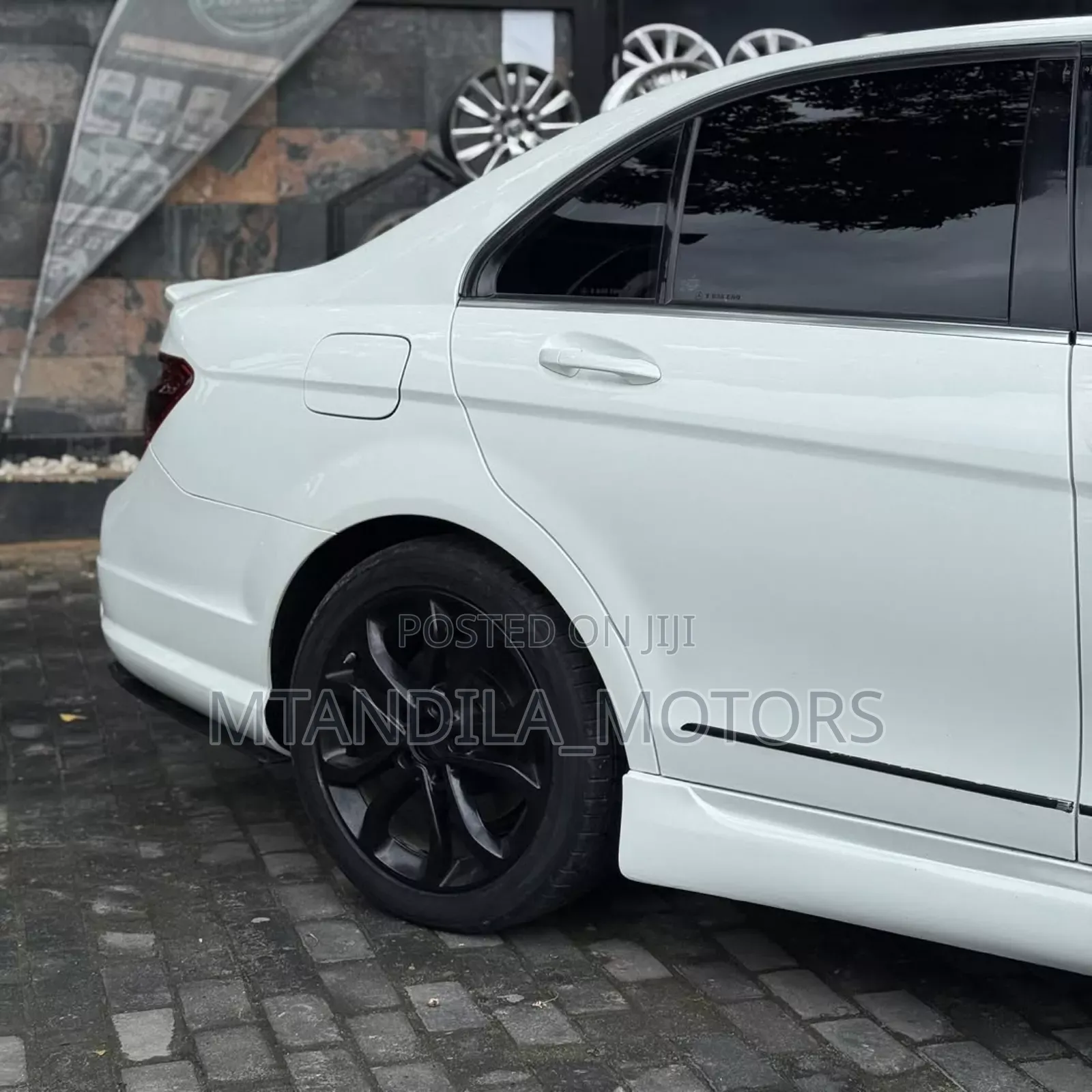 Mercedes-Benz C-Class C 200 Kompressor (W204) 2008 White