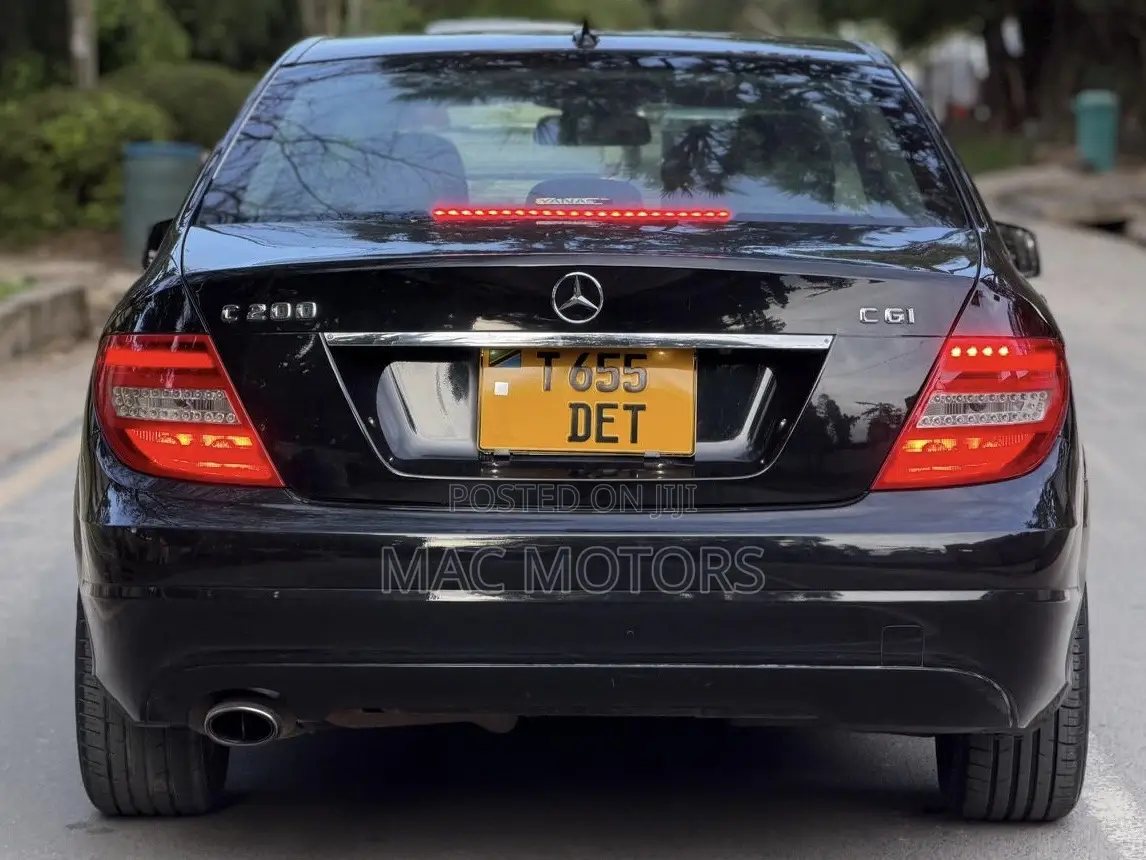 Mercedes-Benz C-Class 2012 Black