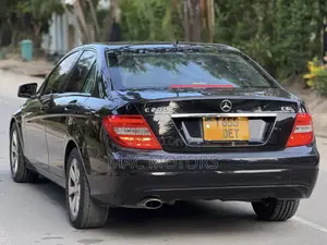 Mercedes-Benz C-Class 2012 Black