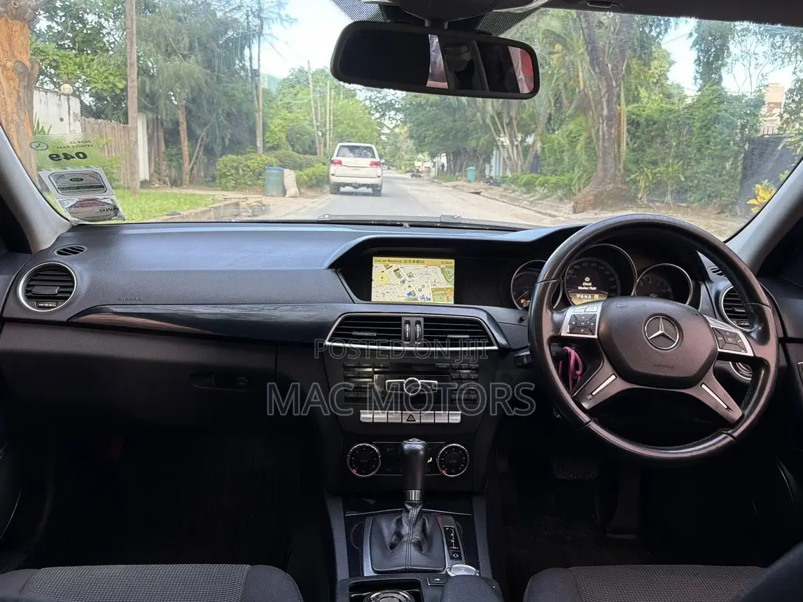 Mercedes-Benz C-Class 2012 Black