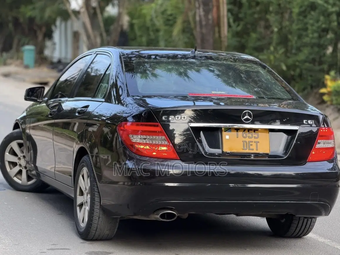 Mercedes-Benz C-Class 2012 Black