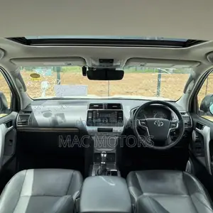 Toyota Land Cruiser Prado 2.7 2019 White