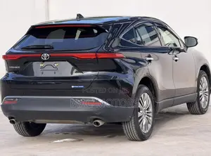 Toyota Harrier 2.0 2020 Black