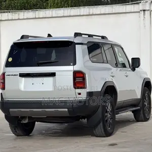 Toyota Land Cruiser Prado 2.7 2024 White