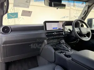 Toyota Land Cruiser Prado 2.7 2024 White