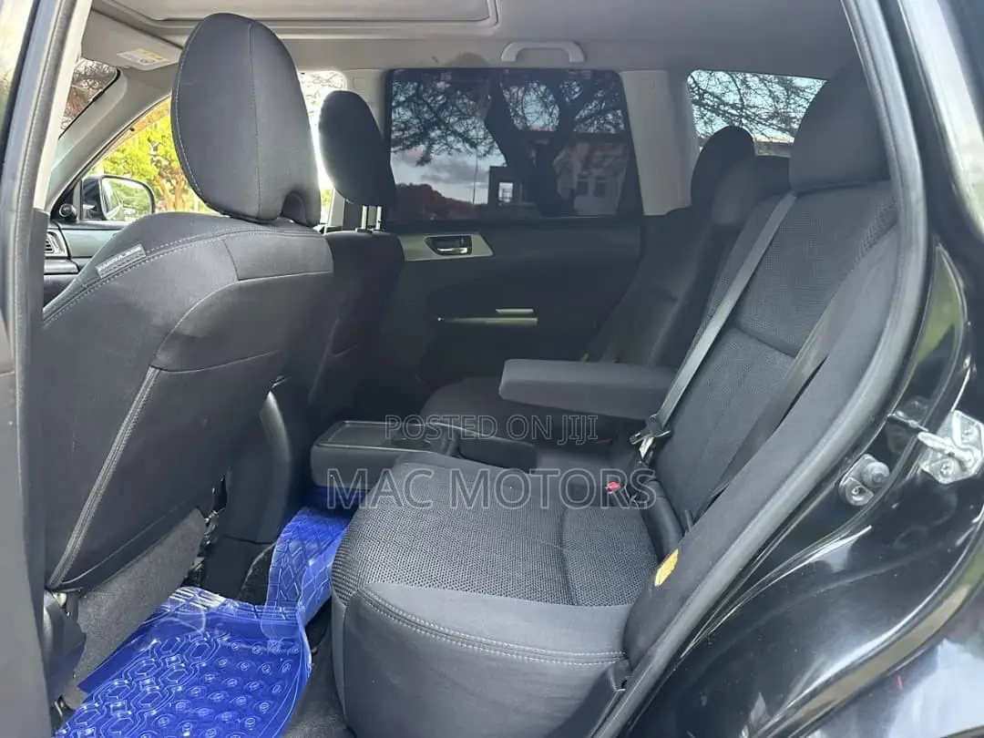 Subaru Forester 2011 Black